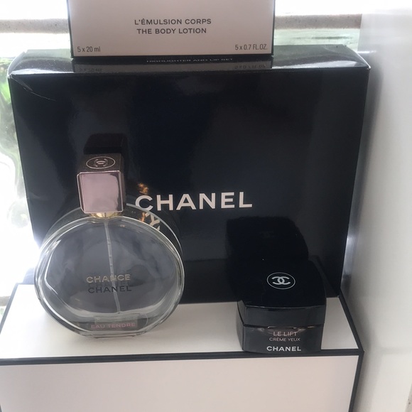 Chanel boxes & empty perfume CC - Picture 4 of 6